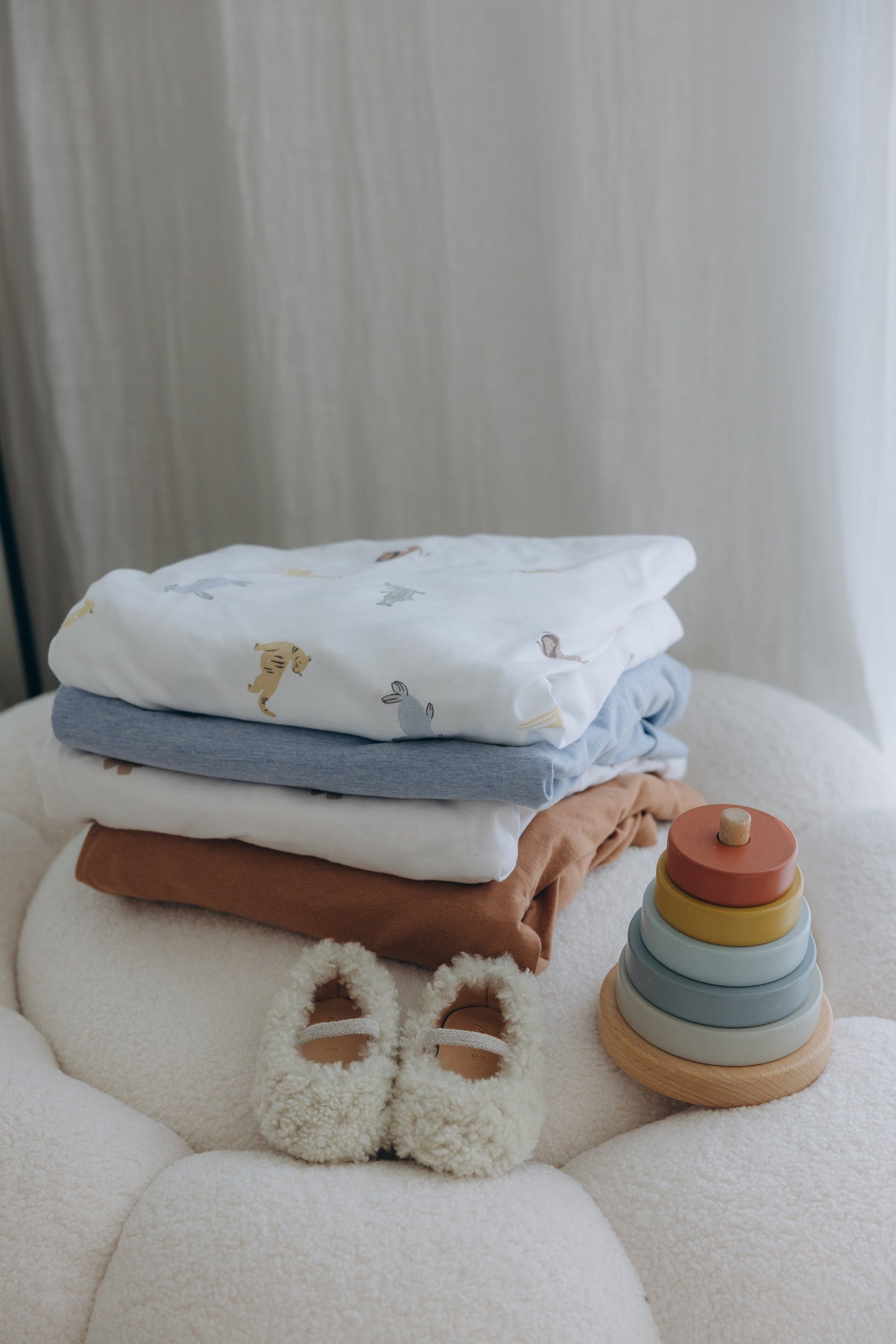 100% Cotton Jersey Fitted Cot Sheet Pack of 2 – Denim Blue & Animal Print – Soft & Breathable Baby Bedding – Fits 140x70cm & 120x60cm Cots